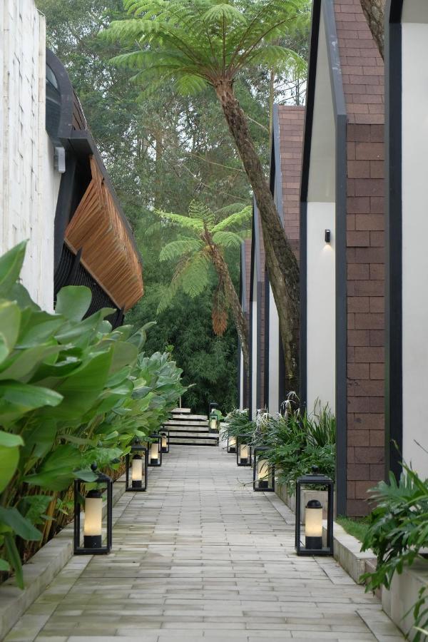 Sunsetfalls Gardens And Resort Magelang Zewnętrze zdjęcie